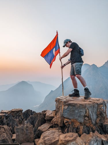 laos drapeau randonnée