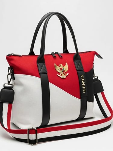 Tas multifungsi berwarna merah, putih, hitam dengan emblem Garuda dan tali strap Merah Putih.