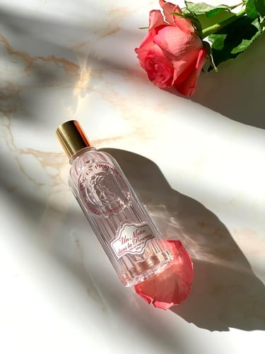 flacon avec rose 🌹