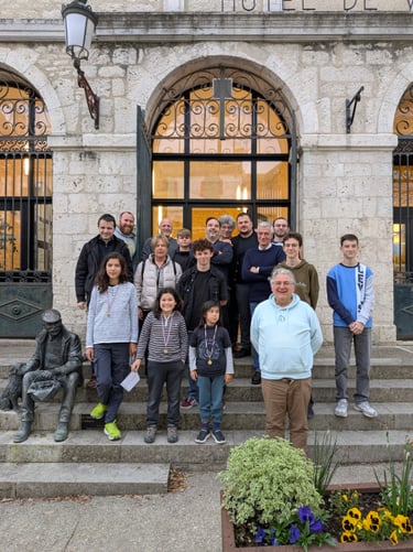 Après la simultanée sur les marches de la mairie de Lalbenque