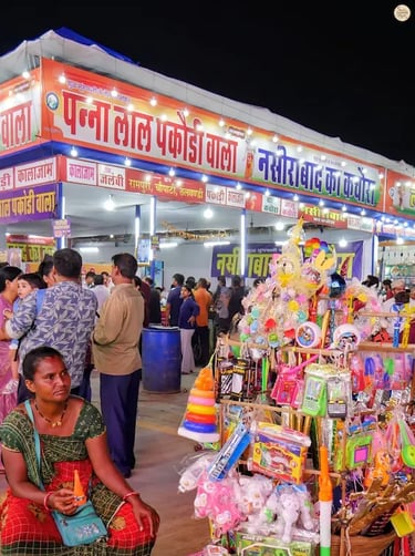 Exterior view of the popular Pannalal Pakoriwala shop at Kota Dussehra Mela.