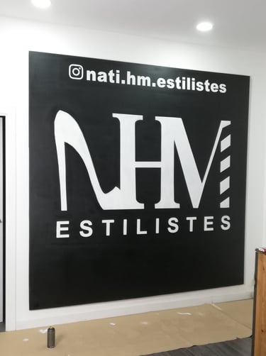 graffiti en interior peluqueria publicidad pintura  decorativa, murales, decoración