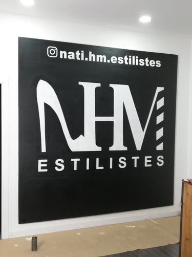 graffiti en interior peluqueria publicidad pintura decorativa, murales, decoración