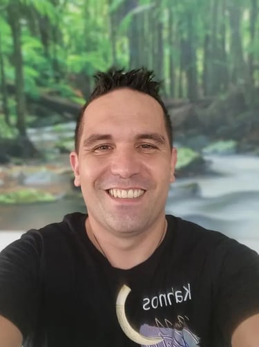 Co founder Kahn from SweetAz Co. - Pimp Your Party profile picture for about us.