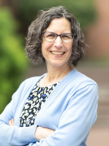 Samantha-Burgan-headshot