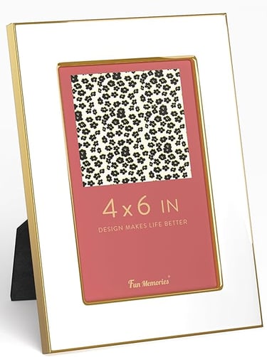 Personal Photo Frame for Scandinavian Bedroom Shelf