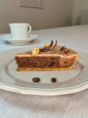 Tarte moka chocolat noisette - une part