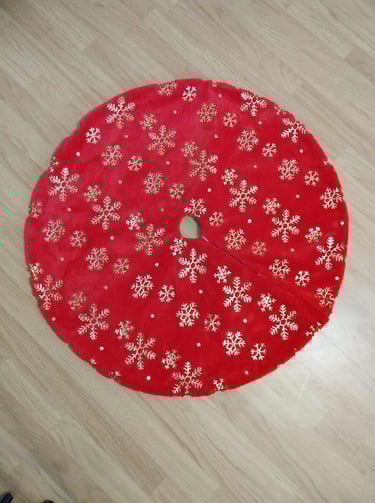 36-inch red faux fur Christmas tree skirt with gold sequin snowflakes for holiday tree decoration 