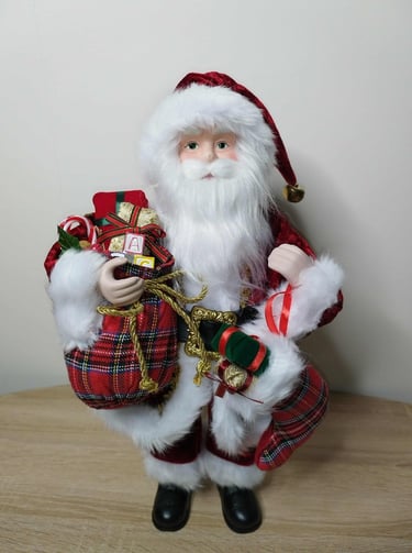 18-inch Santa Claus figurine standing with Christmas stocking and gift bag – classic decoration