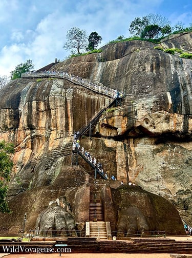 Pattes de lion du Lion's Rock Sigiriya