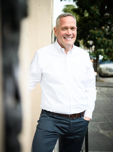 Professional photo of Doug Ward