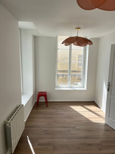 pose de parquet et peinture dans appartement caen par js services