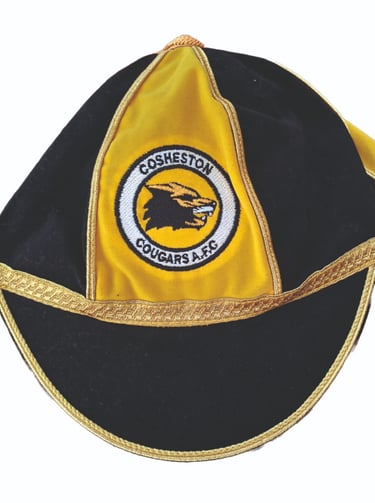 Machine embroidered Honours cap