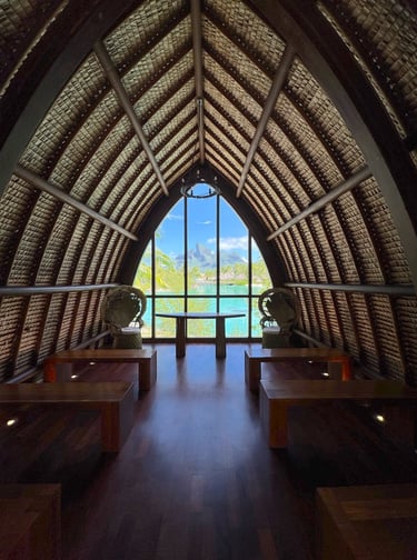 four-seasons-bora-bora-chapel