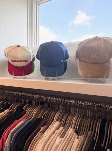 Hat storage solution using acrylic hat organizer
