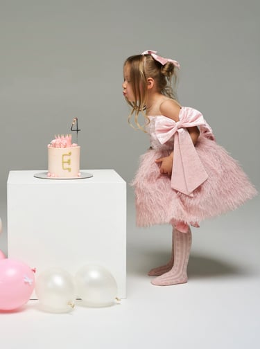 progine suknele mergaitei 