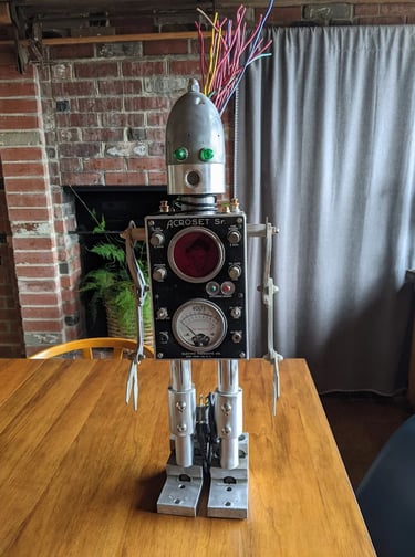 Talbotics robot sculpture at home in Santa Barbara.