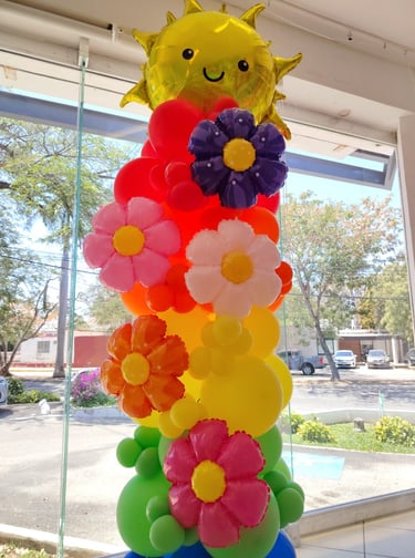 columna de globos sol y primavera