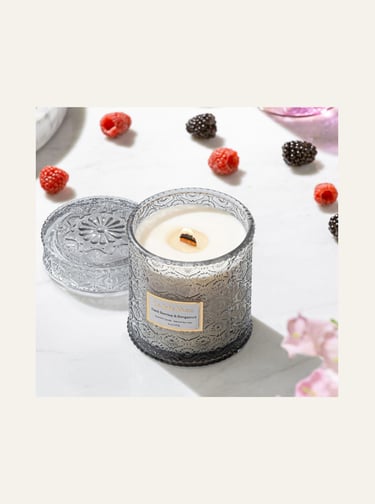 Picture of LA JOLIE MUSE Dark Berries and Bergamot Candle 