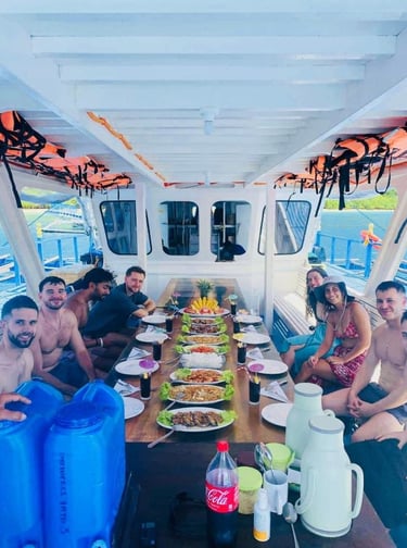 Dinner 3D2N El Nido Coron Expedition