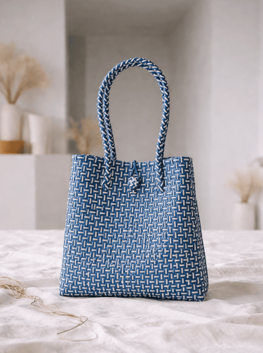 Tas anyaman plastik jali jali warna biru handmade, tas ramah lingkungan siap pakai harian