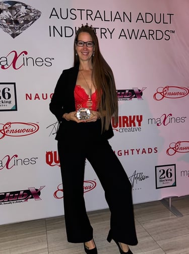 Pleasurelit Patricia with her adult industry award
