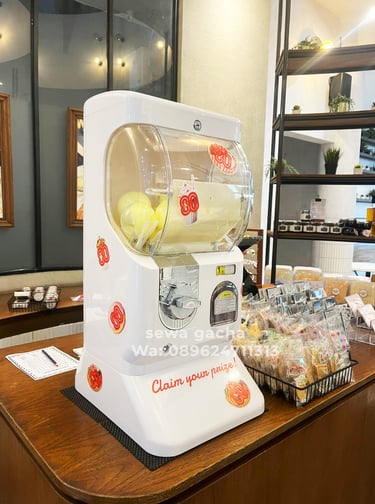 sewa mesin gacha mini gachapon di baker street bandung