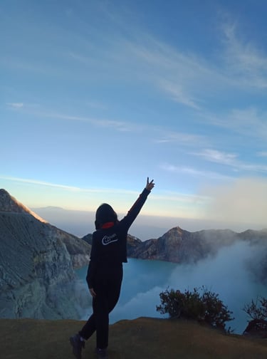 Bromo Ijen Tumpak sewu tour