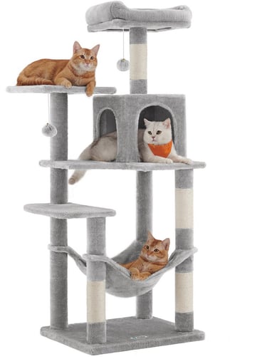 Robuuste lichtgrijze krabpaal van 143 cm met hangmat en vijf rustplateaus voor grote katten.