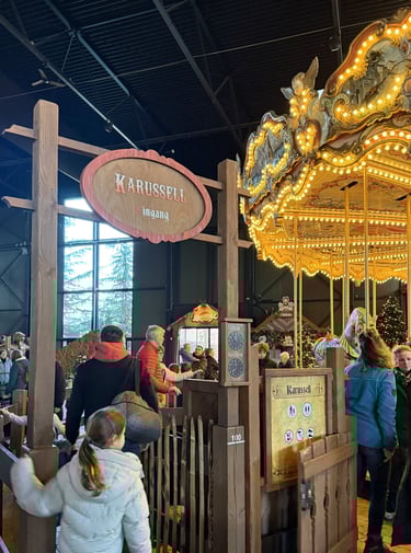 toverland 2026 karussell ingang bord