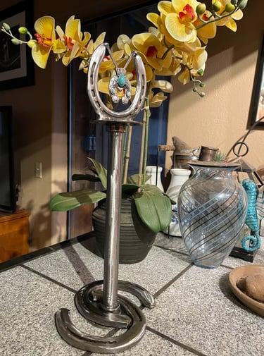 PAPER TOWEL HOLDER