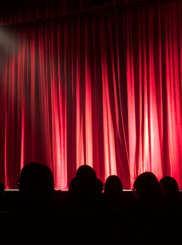 scène avec rideaux