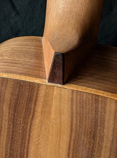 classical guitar heel
