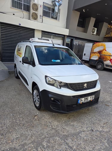 İzmir de tavuk parçalama tesisi aracı