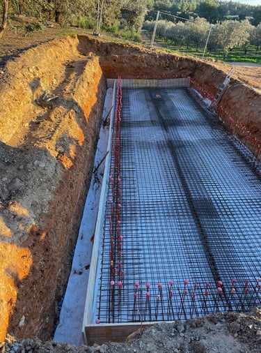 Décaissement et préparation du sol réalisé par EGPR 83 dans le Var