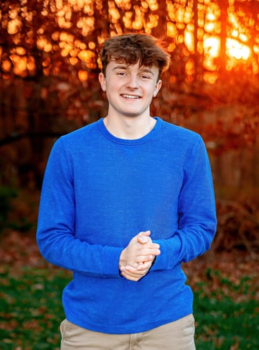 Lancaster PA senior picture photographer. Strasburg PA Senior Picture Photographer