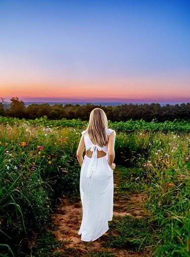 Manheim PA senior pictures. Hershey PA senior pictures. Lititz PA senior pictures. Lancaster PA senior pictures.  Senior Pics