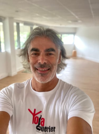 Gilles Carrière est le créateur de l’École Chevaleresque et du concept Yoga Mobilté.