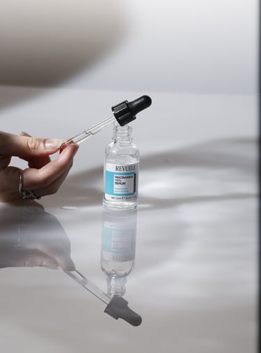  Imagen sin editar un de serum de niacinamida de ejemplo.