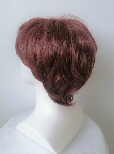 bordo spalvos trumpų plaukų perukas, bob kiprimas