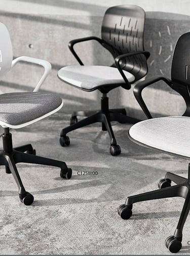 T125 swivel chair in black or white with seat upholstery