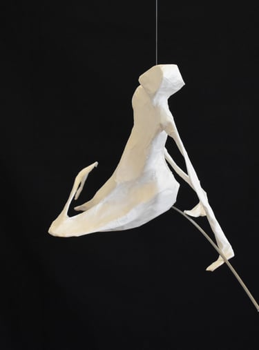mobile sculpture papier personnage mouvement