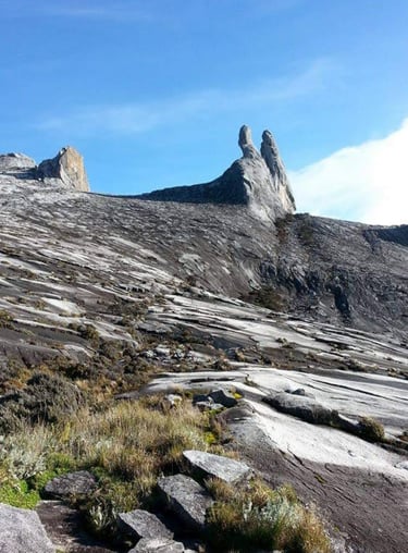 borneo mount kinabalu summit