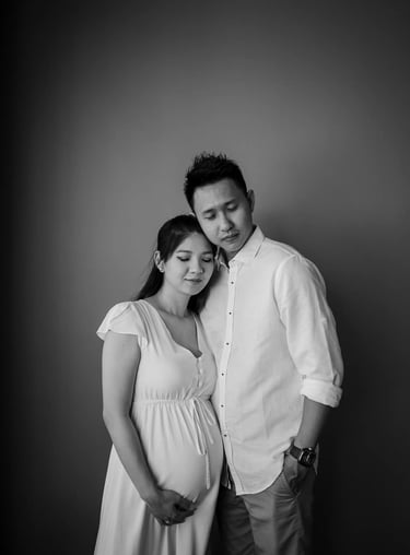 Intimate maternity portrait during a quiet family session at Anantara Uluwatu Bali.