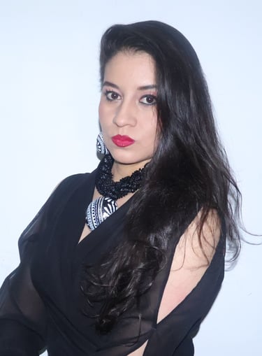 Mónica Calles Miramontes abogada experta en derecho electoral y constitucional, columnista y análisis político-electoral