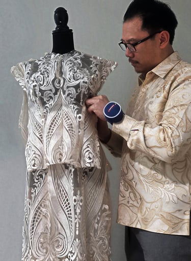 Juan Iskandar, Haute Couture, Indonesian Fashion Designer in Montreal