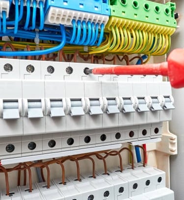 Installation tableau electrique NFC 15-100