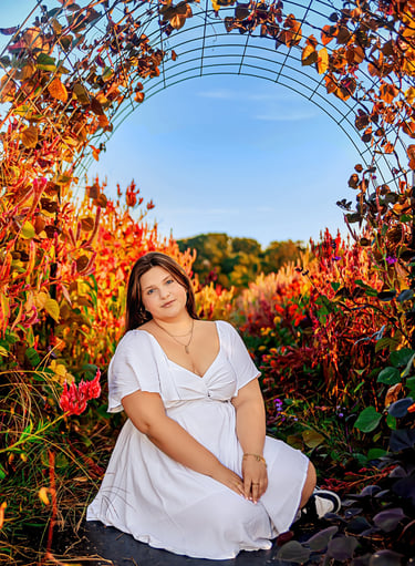 Elizabethtown PA Senior pictures at Country Joy Flowers by a Elizabethtown PA senior picture photographer