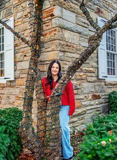 Lititz PA senior pictures in downtown Lititz by Lititz PA senior picture photographer