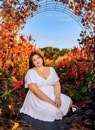 Elizabethtown PA Senior pictures at Country Joy Flowers by a Elizabethtown PA senior picture photographer